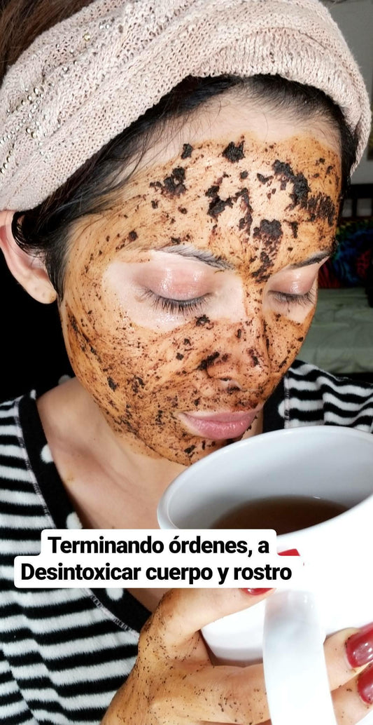 Mascarilla de Café y Cúrcuma